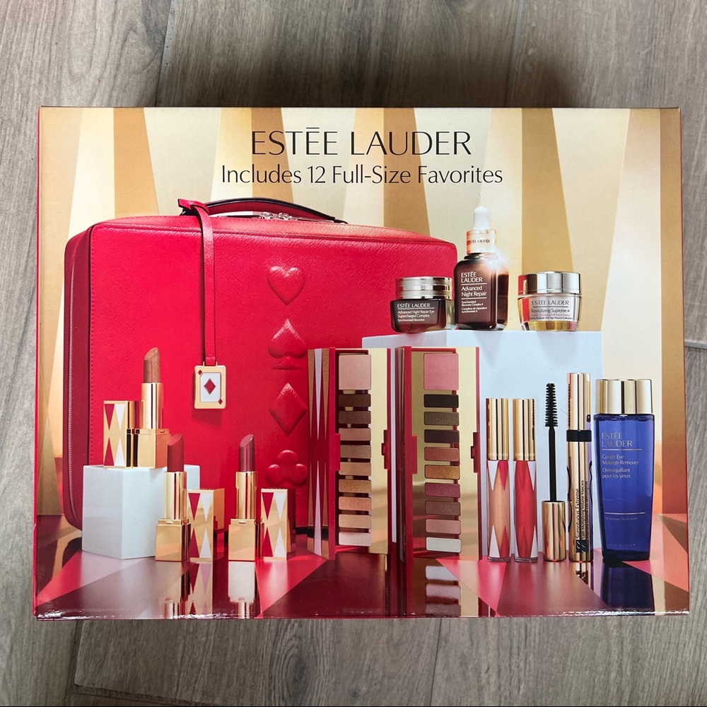 NWT IN BOX ESTEE LAUDER Nudes & Glam Warm 12 Piece Full Size  Makeup Products